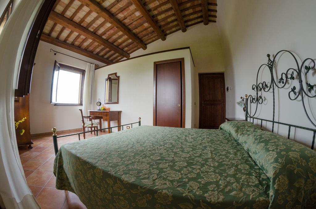 Loro Piceno Villa Le Vigne מראה חיצוני תמונה